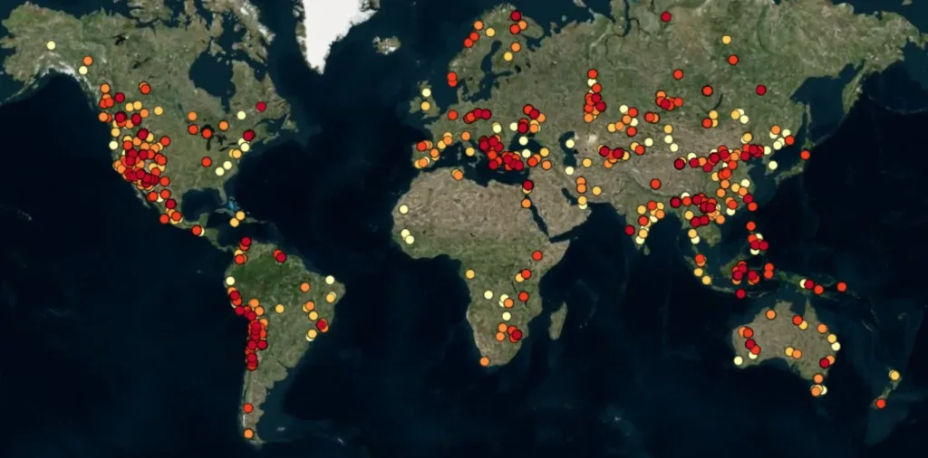 World map with pumped hydro markers