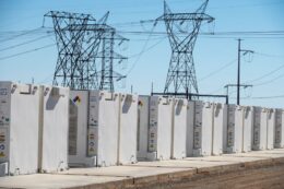 fluence-gridstack-array_with-utility-lines_02