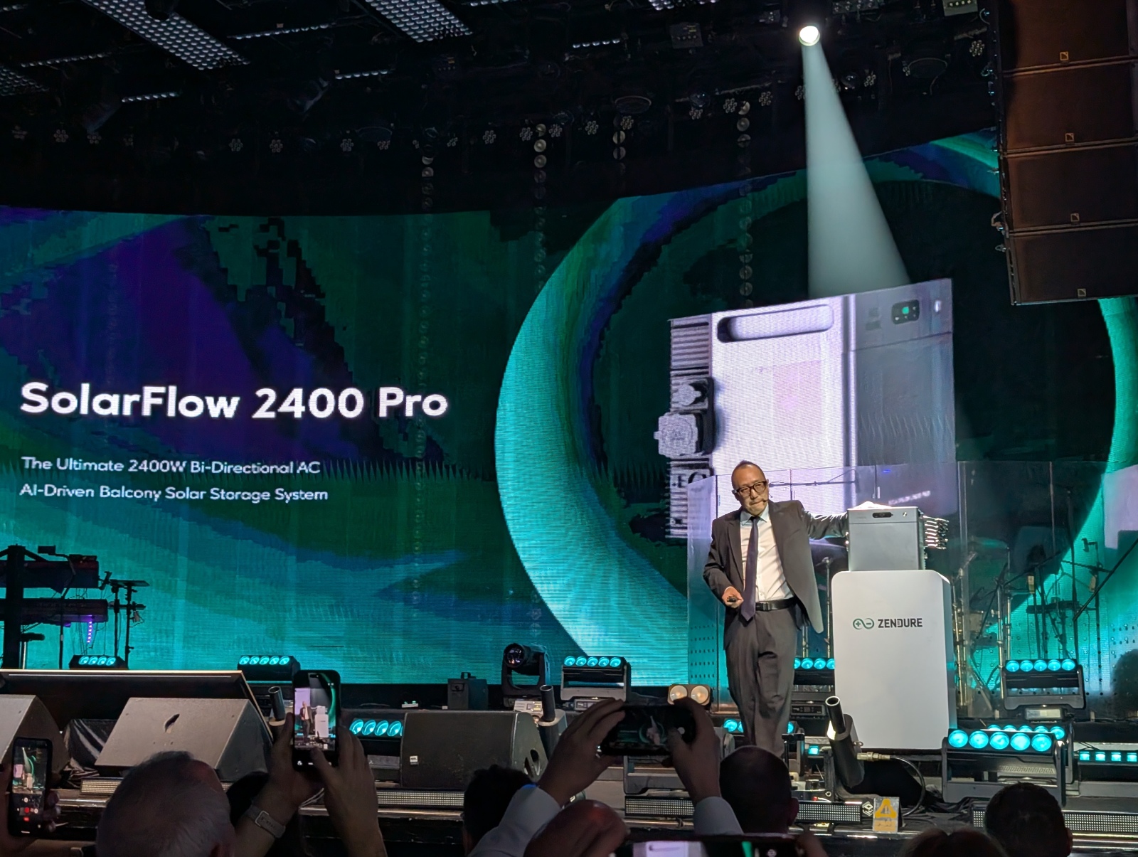 Zendure launches new SolarFlow storage systems for Europe: SolarFlow 2400 Pro, 2400 AC+ and 1600 AC+