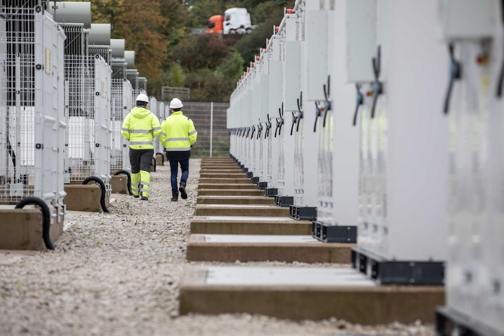 Australian green bank backs 1 GW battery network in first deal