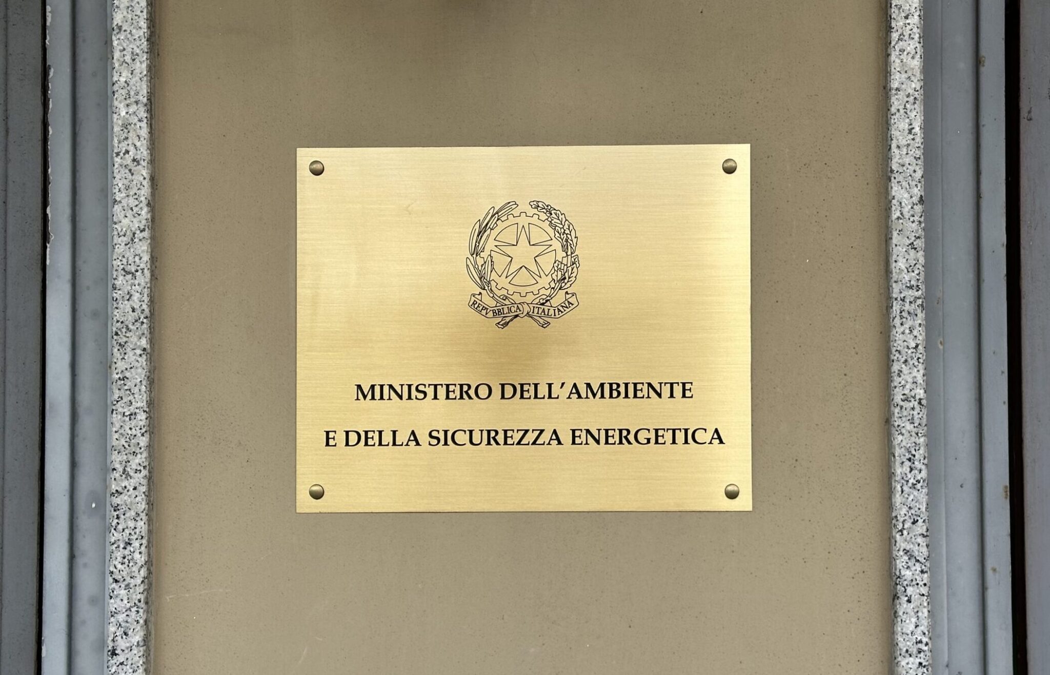 Italy authorizes five BESS projects totaling 468 MW - Energy Storage